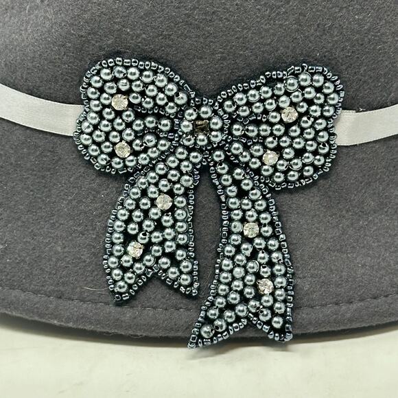 Pins and Needles Felted Wool Beaded Bow Hat - Picture 4 of 5